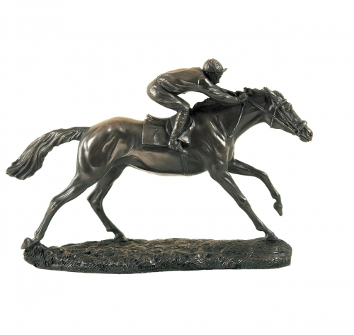 The Final Furlong Sculpture 9\ Height
13\' Length

Bases available upon request







